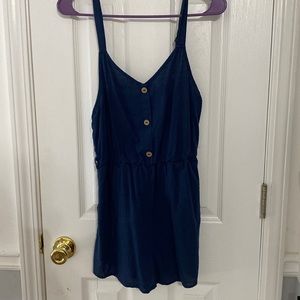 Women’s Shorts Romper with Pockets Size Medium